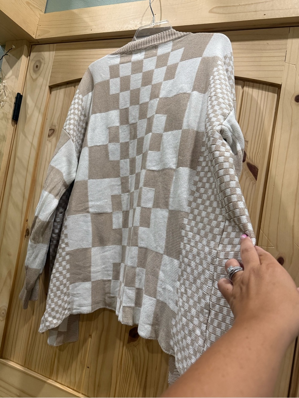 Women's Checkerboard Open-Front Cardigan Sweater - Cream & Beige, Size XL - Picture 8 of 8